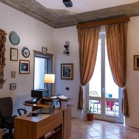 Dei Mori - Guest House Флоренция Экстерьер фото