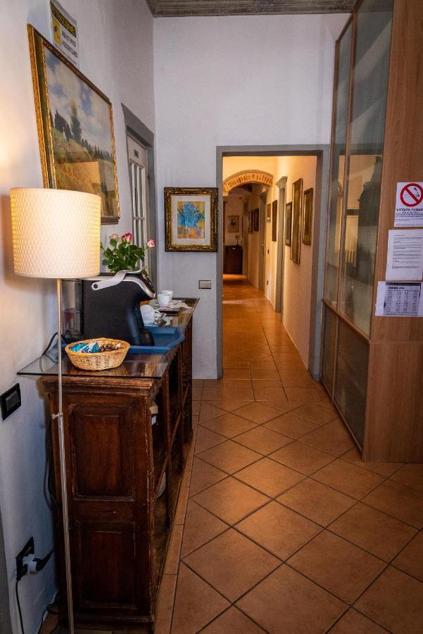 Dei Mori - Guest House Флоренция Экстерьер фото