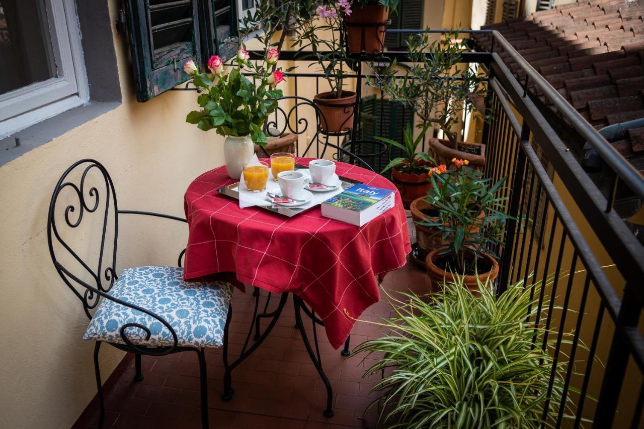 Dei Mori - Guest House Флоренция Экстерьер фото