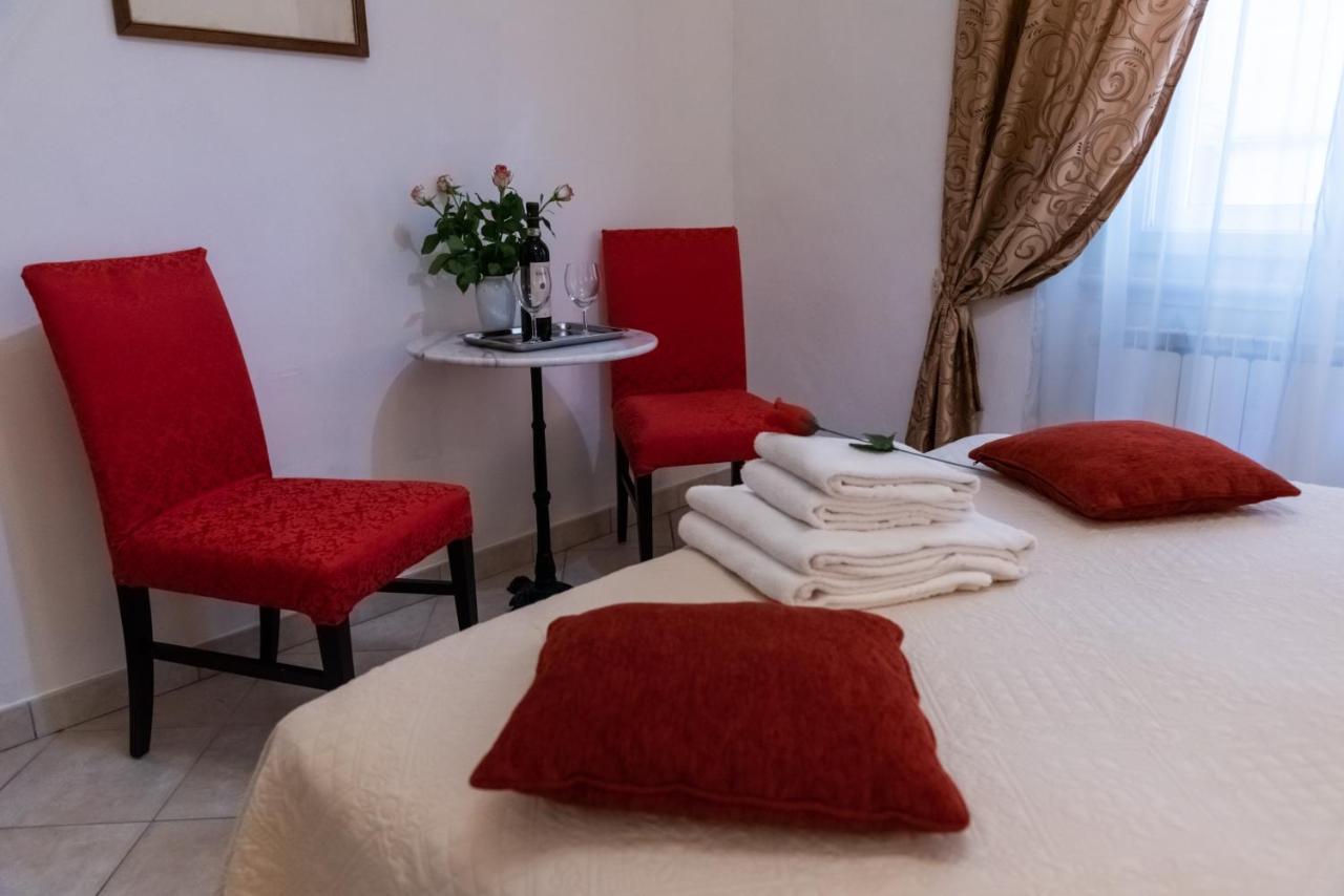 Dei Mori - Guest House Флоренция Экстерьер фото