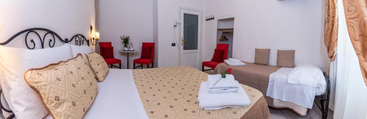 Dei Mori - Guest House Флоренция Экстерьер фото