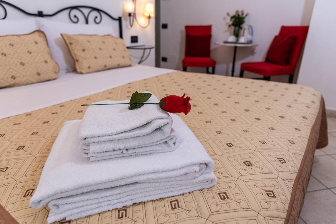 Dei Mori - Guest House Флоренция Экстерьер фото