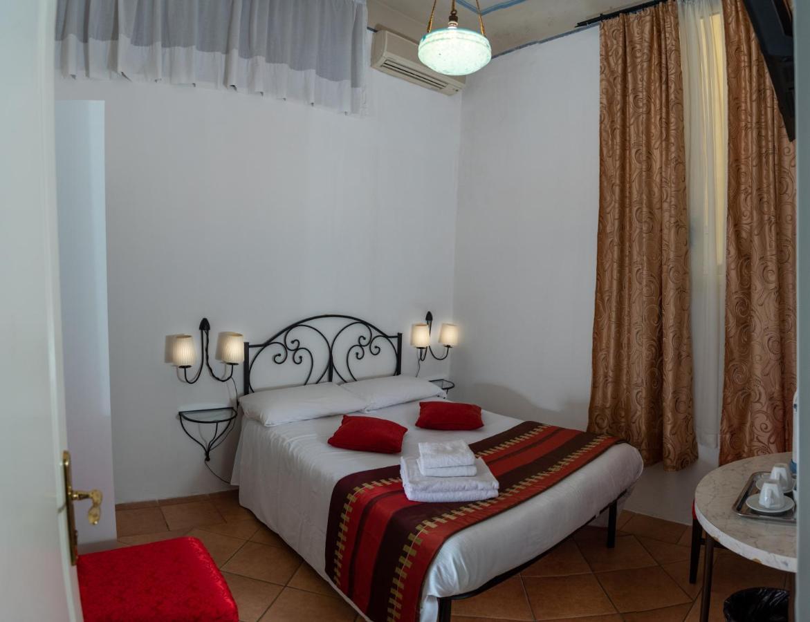 Dei Mori - Guest House Флоренция Экстерьер фото
